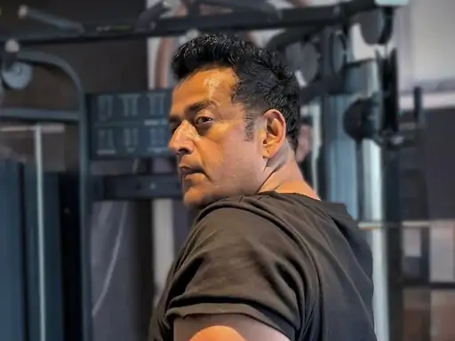 ₹500 लेकर पहुंचे मुंबई, कर्ज लेकर अस्पताल से डिस्चार्ज कराई बेटी, आज नेटवर्थ ₹43 करोड़ 