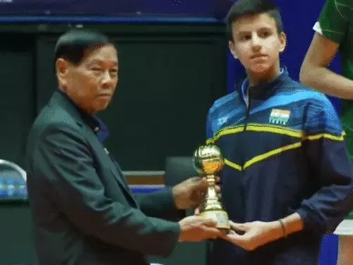 हिमाचल के 'शब्द' एशियन वॉलीबॉल चैम्पियनशिप में बेस्ट लिबरो प्लेयर:भारत ने जीता ब्रॉन्ज मेडल; हिमाचल खेल विभाग ने नकारा, पंजाब ने तराशा |