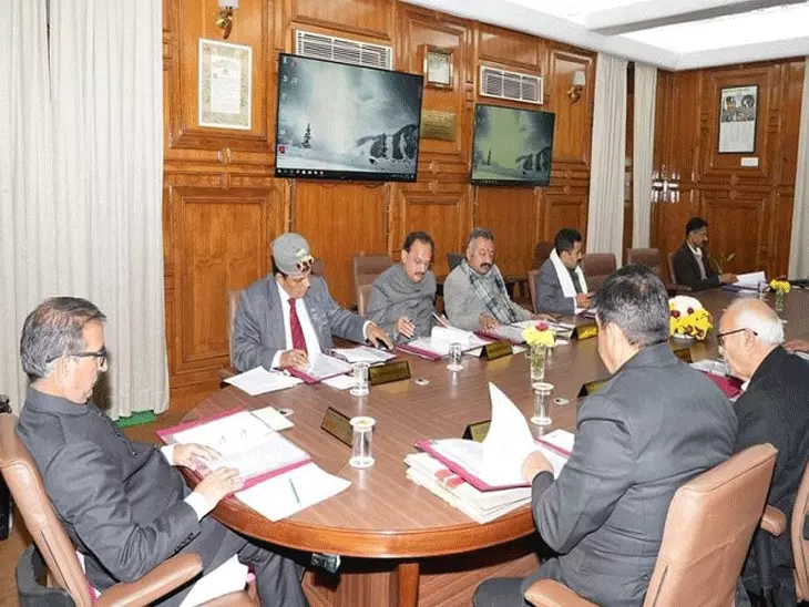 हिमाचल में कैबिनेट मीटिंग आज, 4 दिन चलेगी:आपदा प्रभावितों को मिलेगा स्पेशल पैकेज |