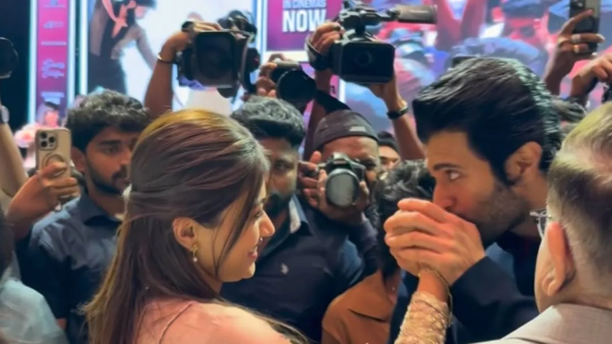 खत्म हुआ छिपना छिपाना, अब खुल्लम-खुल्ला शुरू हुई आशिकी, सरेआम विजय देवरकोंडा ने राश्मिका मंदाना पर इस कदर लुटाया प्यार