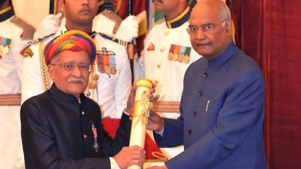 ગુજરાતના લોક સાહિત્યકાર અને પદ્મશ્રી જોરાવરસિંહ જાદવનું નિધન